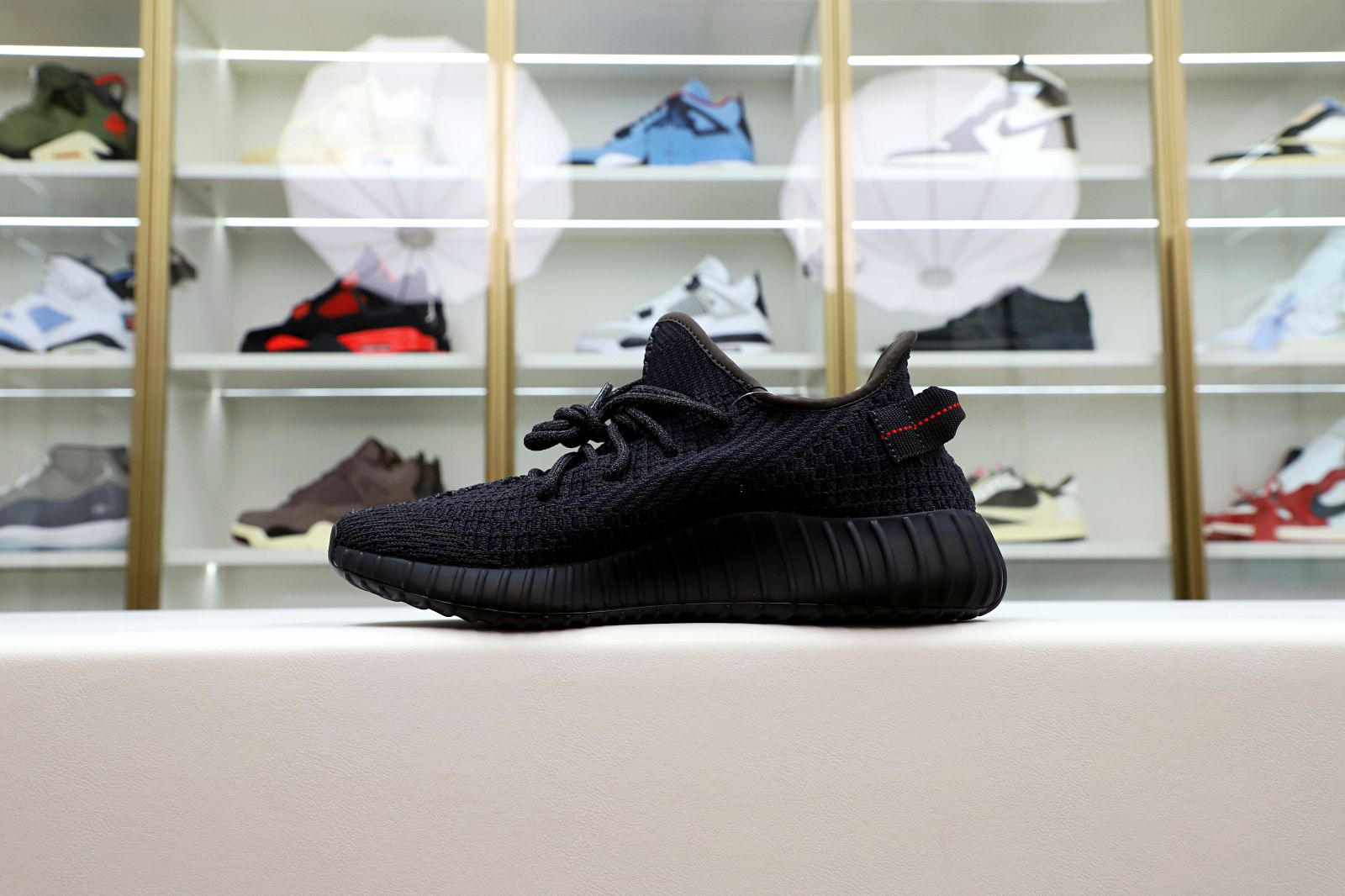 Kimi kick YEEZY BOOST 350 V2 'BLACK NON-REFLECTIVE'