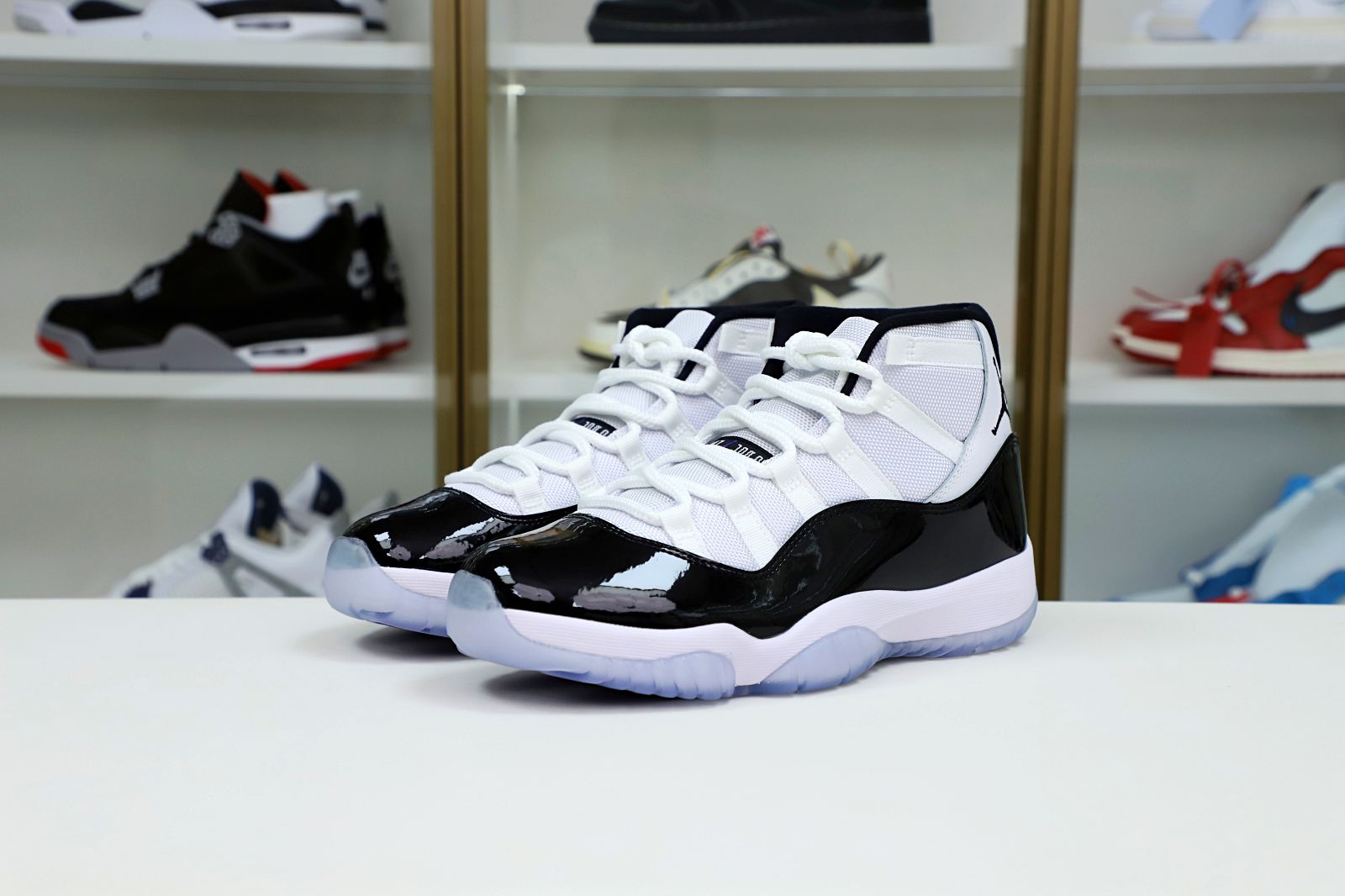 Kimi kick AIR JORDAN 11 RETRO 'CONCORD' 2018