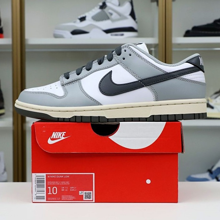 Kimi kick Nike Dunk Low  Light Smoke Grey