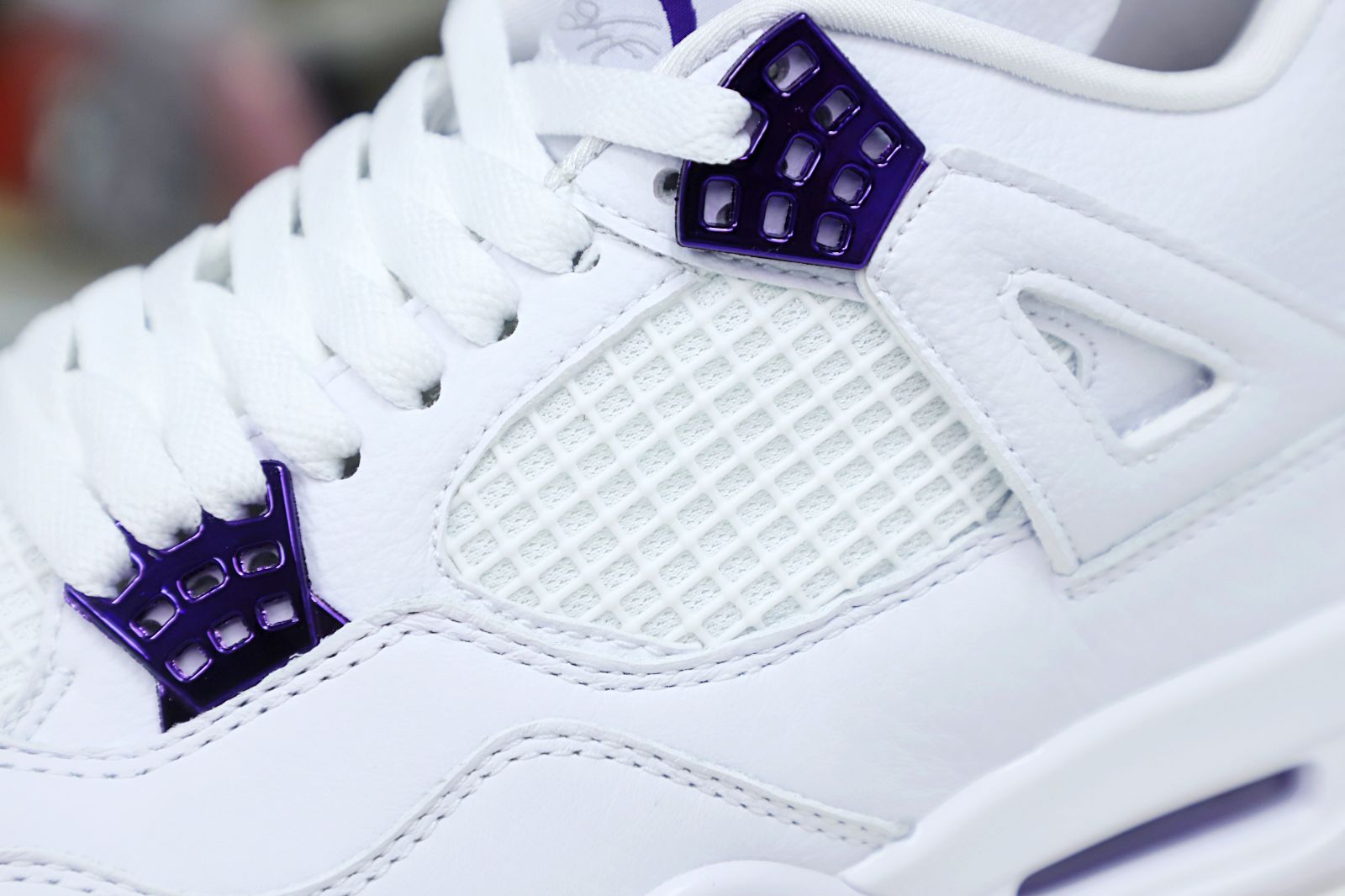 Kimi kick AIR JORDAN 4 PURPLE METALLIC