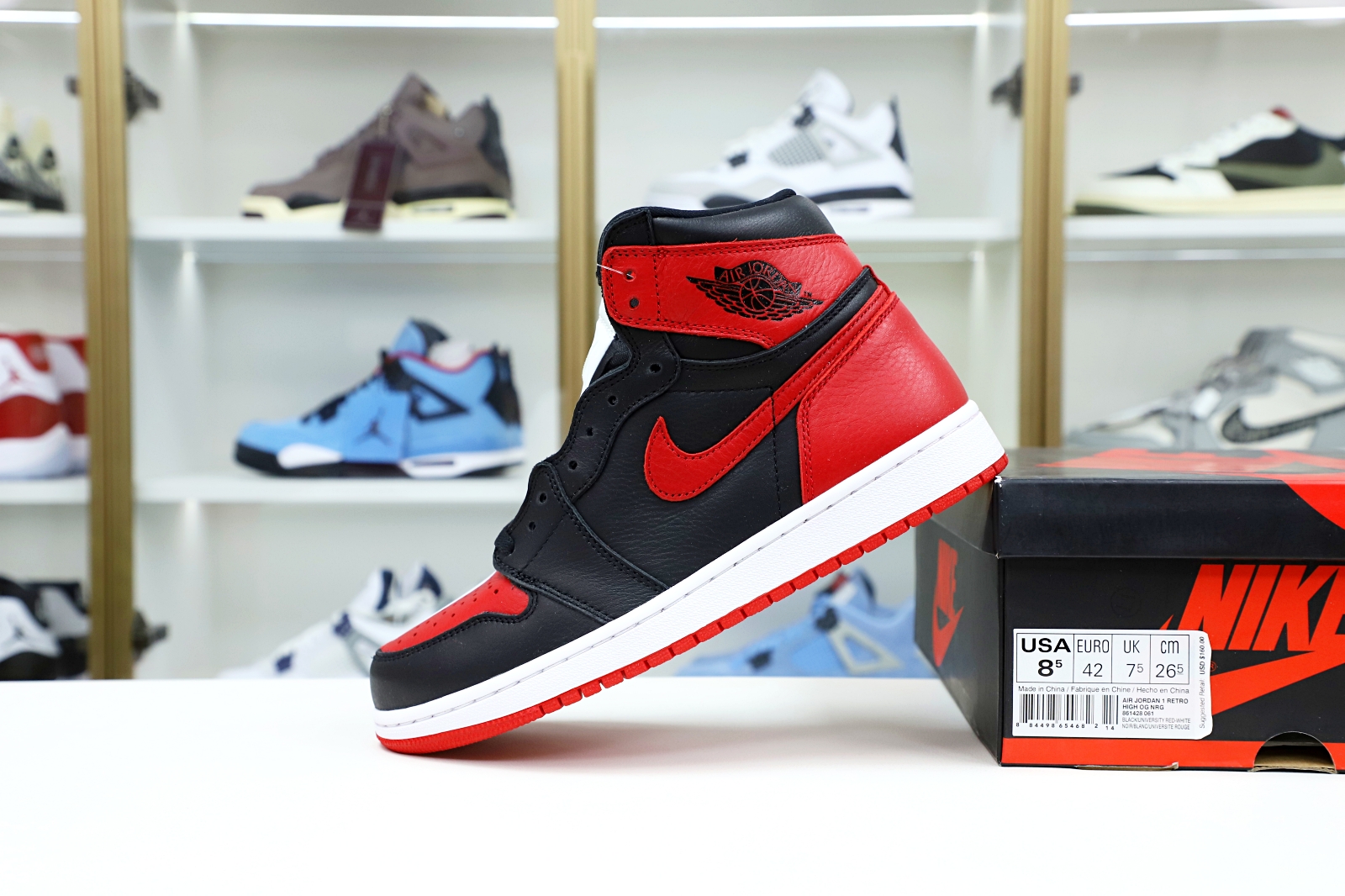 Kimi kick AIR JORDAN 1 RETRO HIGH OG NRG 'HOMAGE TO HOME' CHICAGO EXCLUSIVE