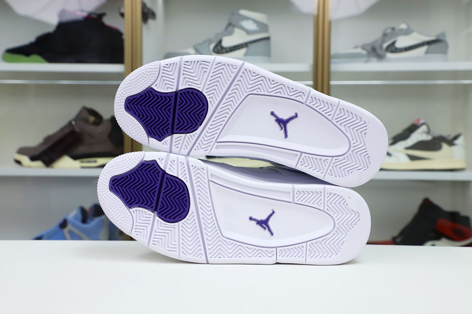 Kimi kick AIR JORDAN 4 PURPLE METALLIC