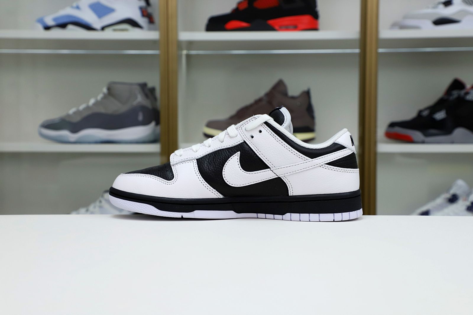 Kimi kick NIKE DUNK LOW RETRO REVERSE PANDA - FD9064-011