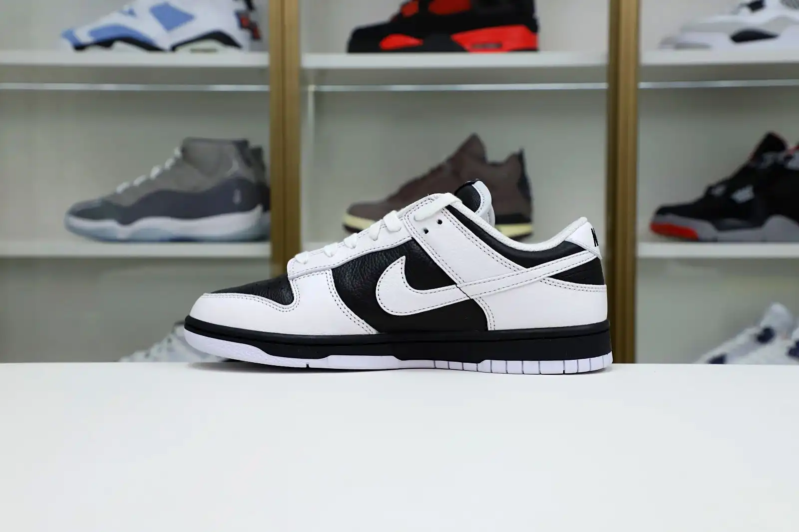 Kimikick NIKE DUNK LOW RETRO REVERSE PANDA - FD9064-011