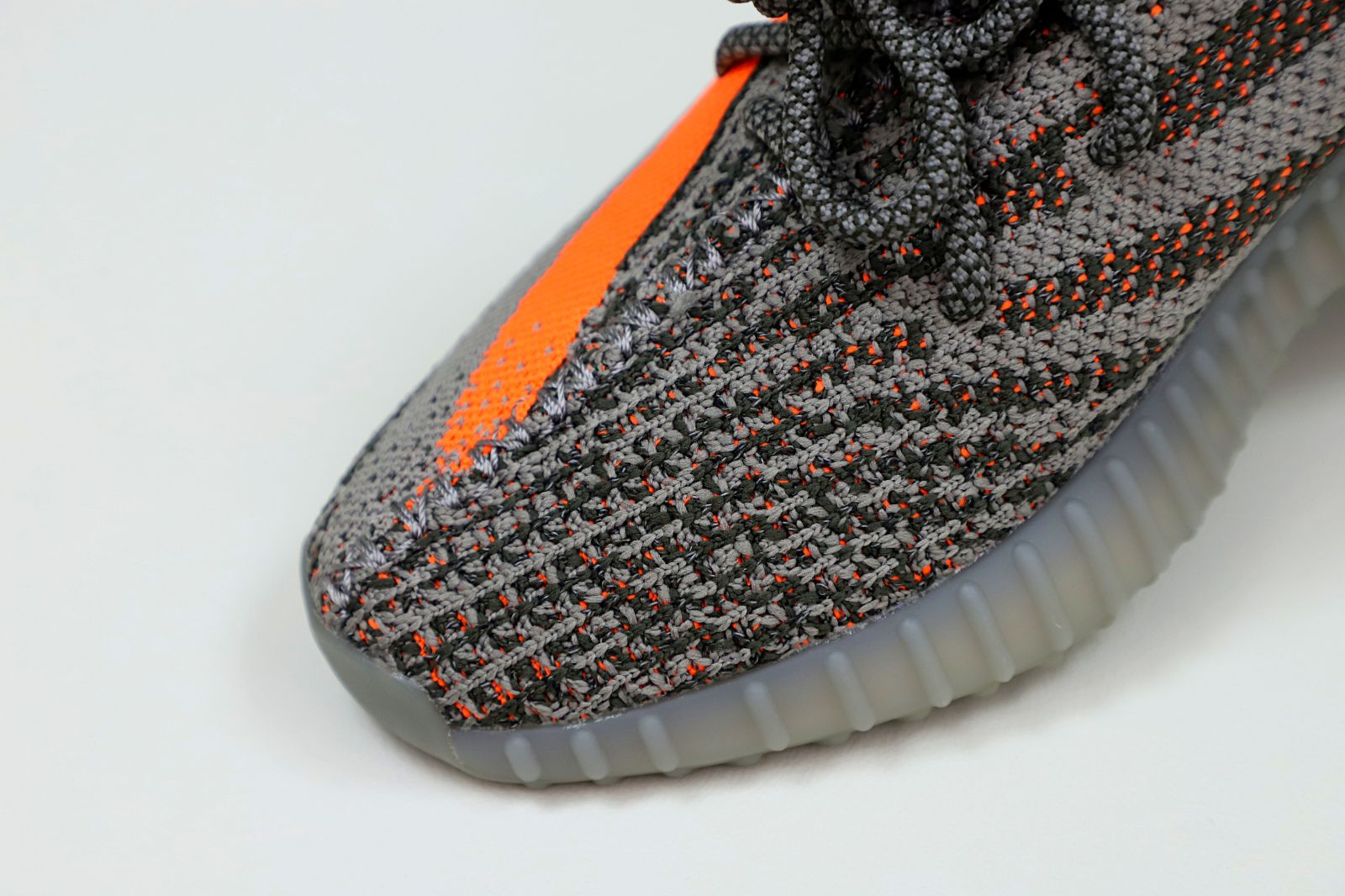 Kimi kick Yeezy boost 350 beluga reflectiv