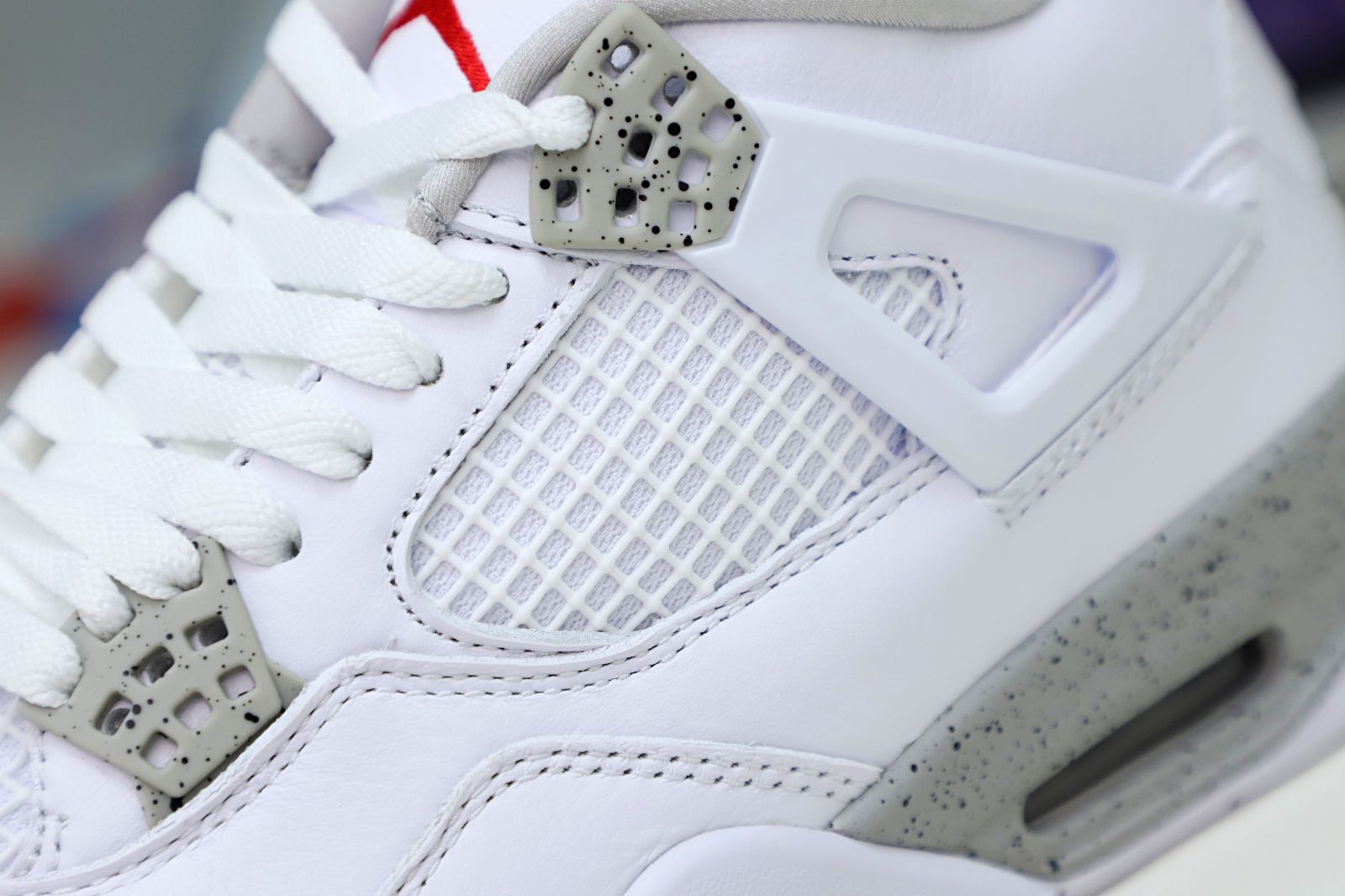 Kimi kick AIR JORDAN 4 RETRO 'WHITE OREO'