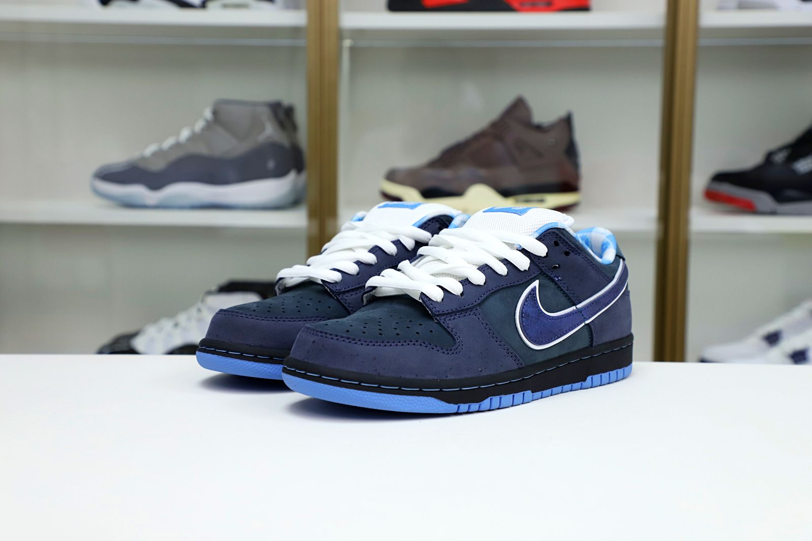 Kimi kick Concepts x Dunk Low Blue Lobster