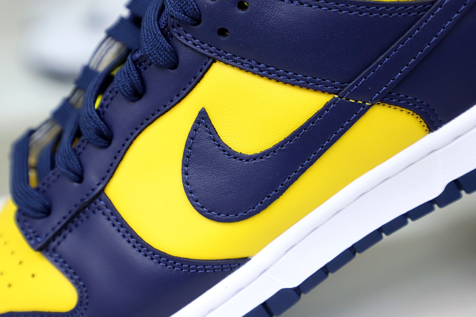 Kimi kick DUNK LOW 'MICHIGAN' 2021