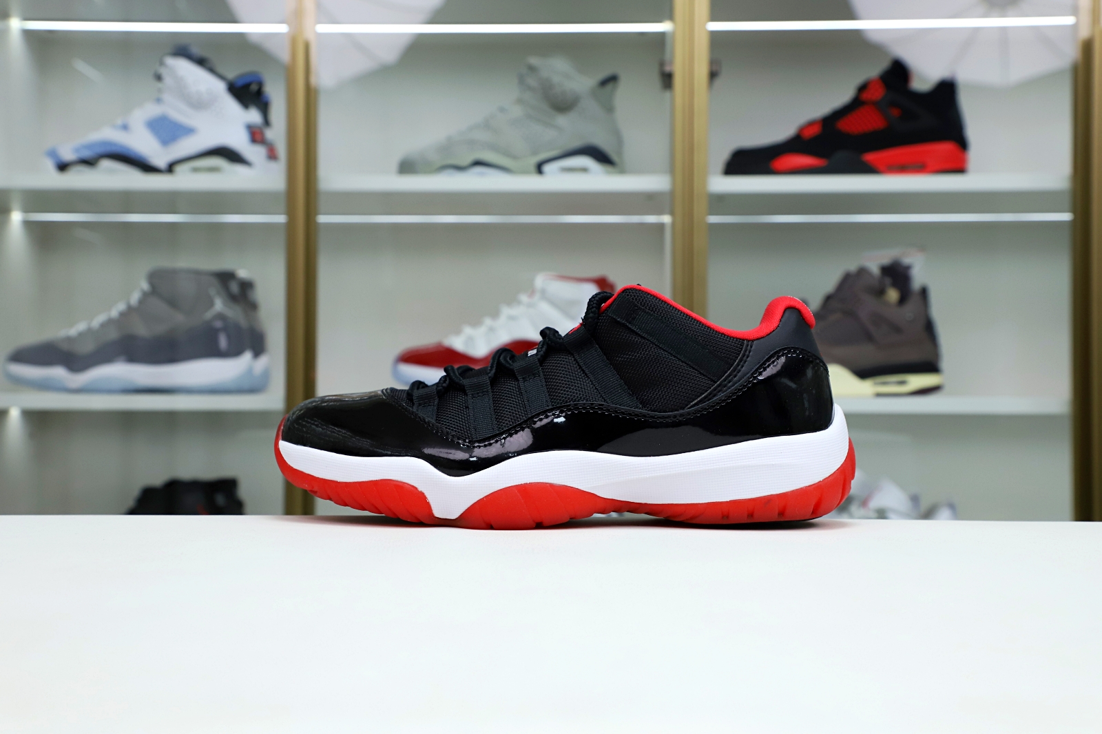 Kimi kick AIR JORDAN 11 RETRO BRED LOW