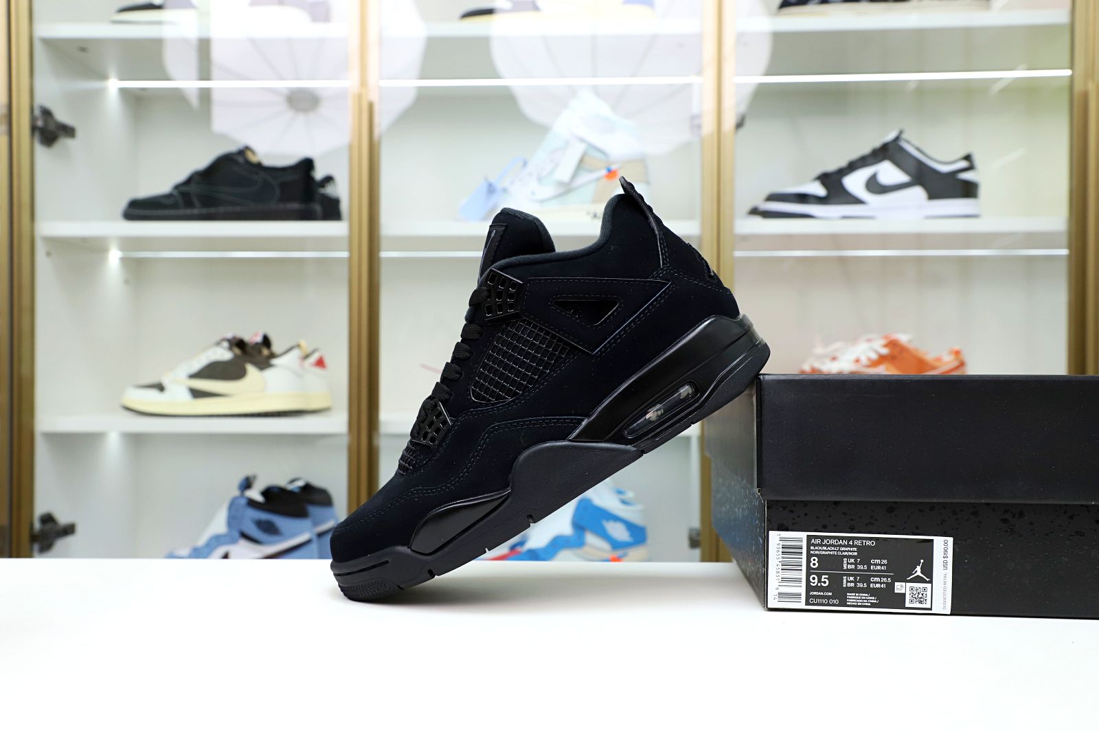 Kimi kick AIR JORDAN 4 RETRO 'BLACK CAT' 2020