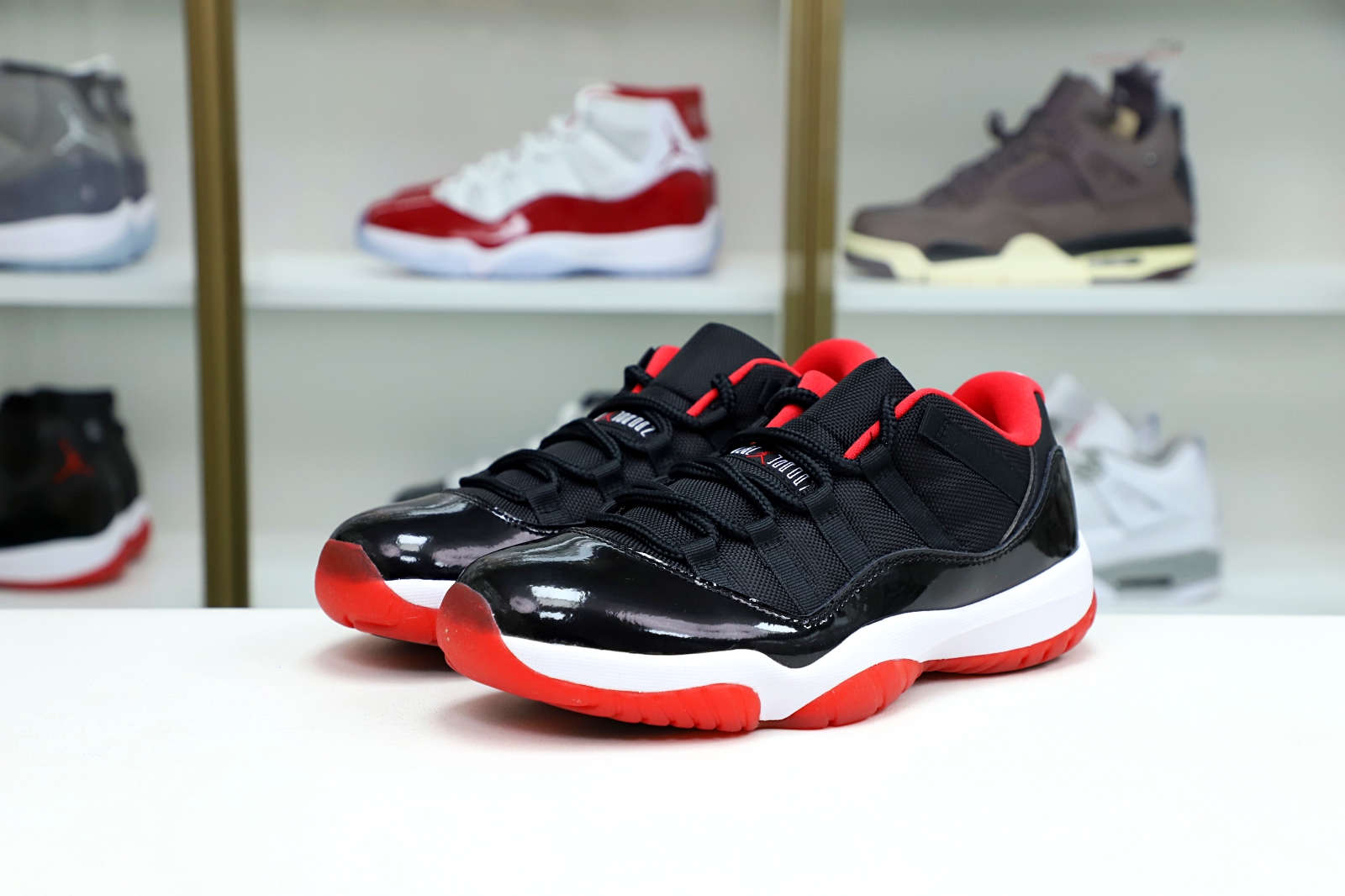 Kimi kick AIR JORDAN 11 RETRO BRED LOW