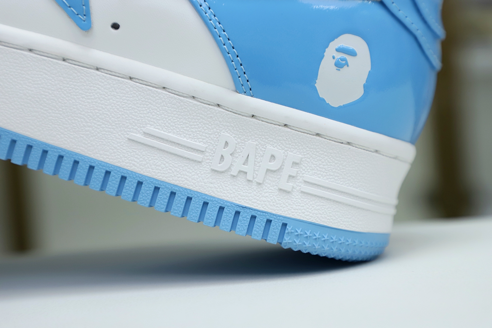 Kimi kick BAPESTA 'BLUE'