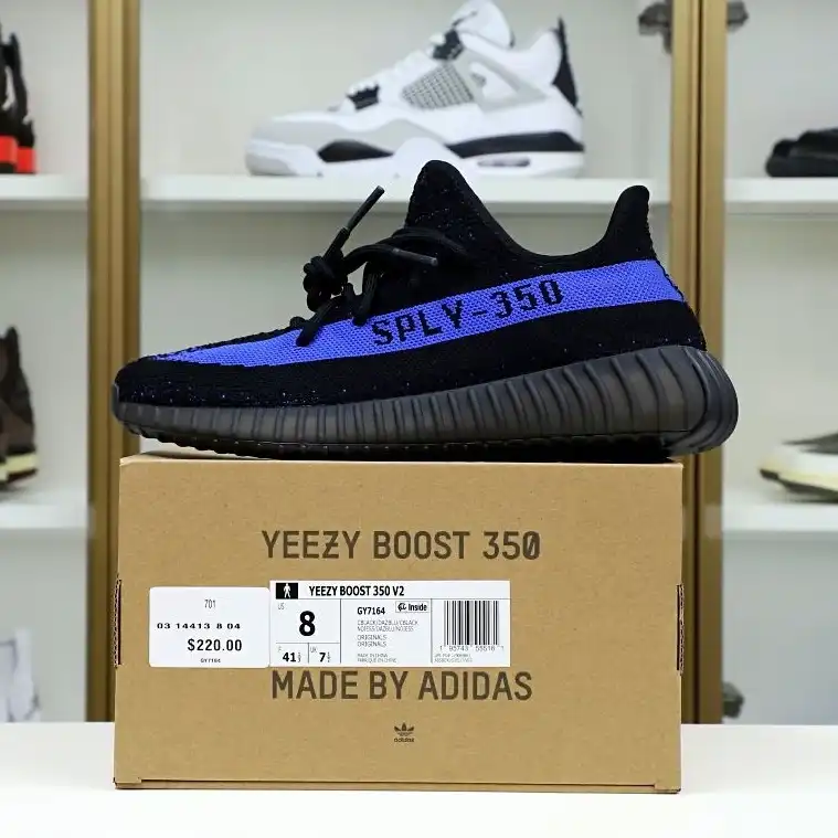 Kimikick YEEZY BOOST 350 V2 'DAZZLING BLUE'