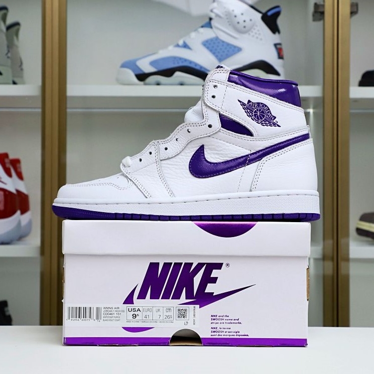 Kimi kick Air Jordan 1 High OG Court Purple