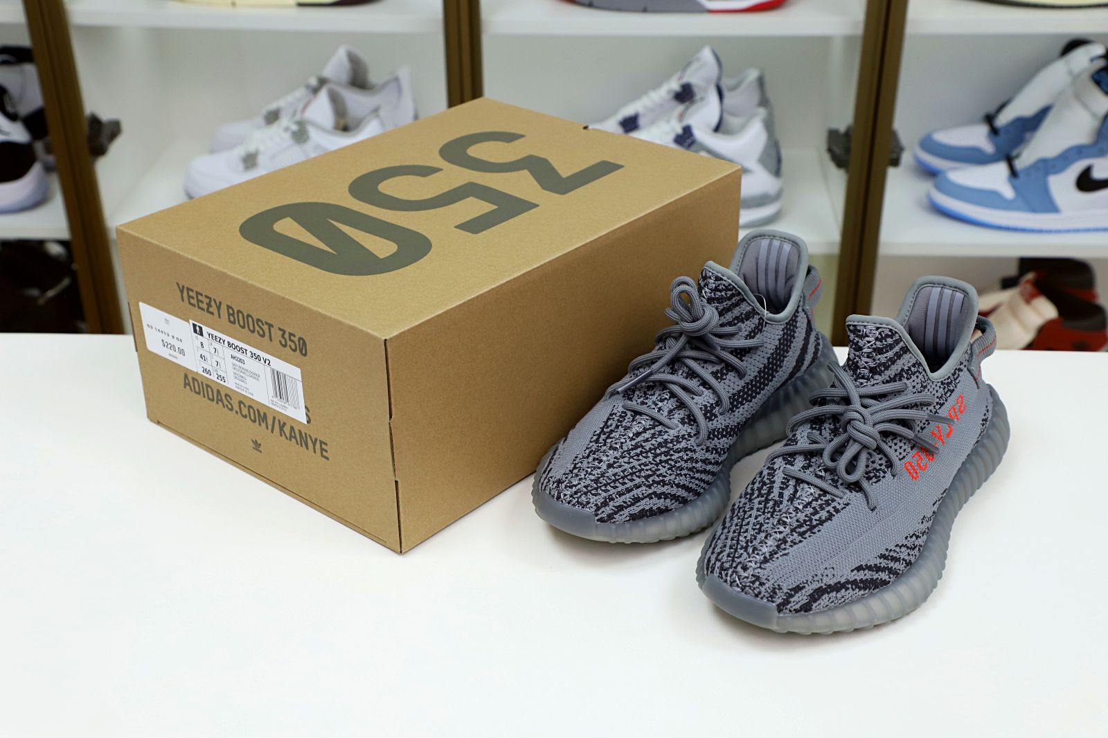 Kimi kick YEEZY BOOST 350 V2 'BELUGA 2.0'