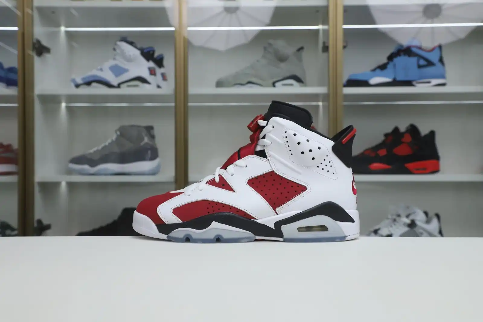 Kimikick AIR JORDAN 6 RETRO OG 'CARMINE' 2021