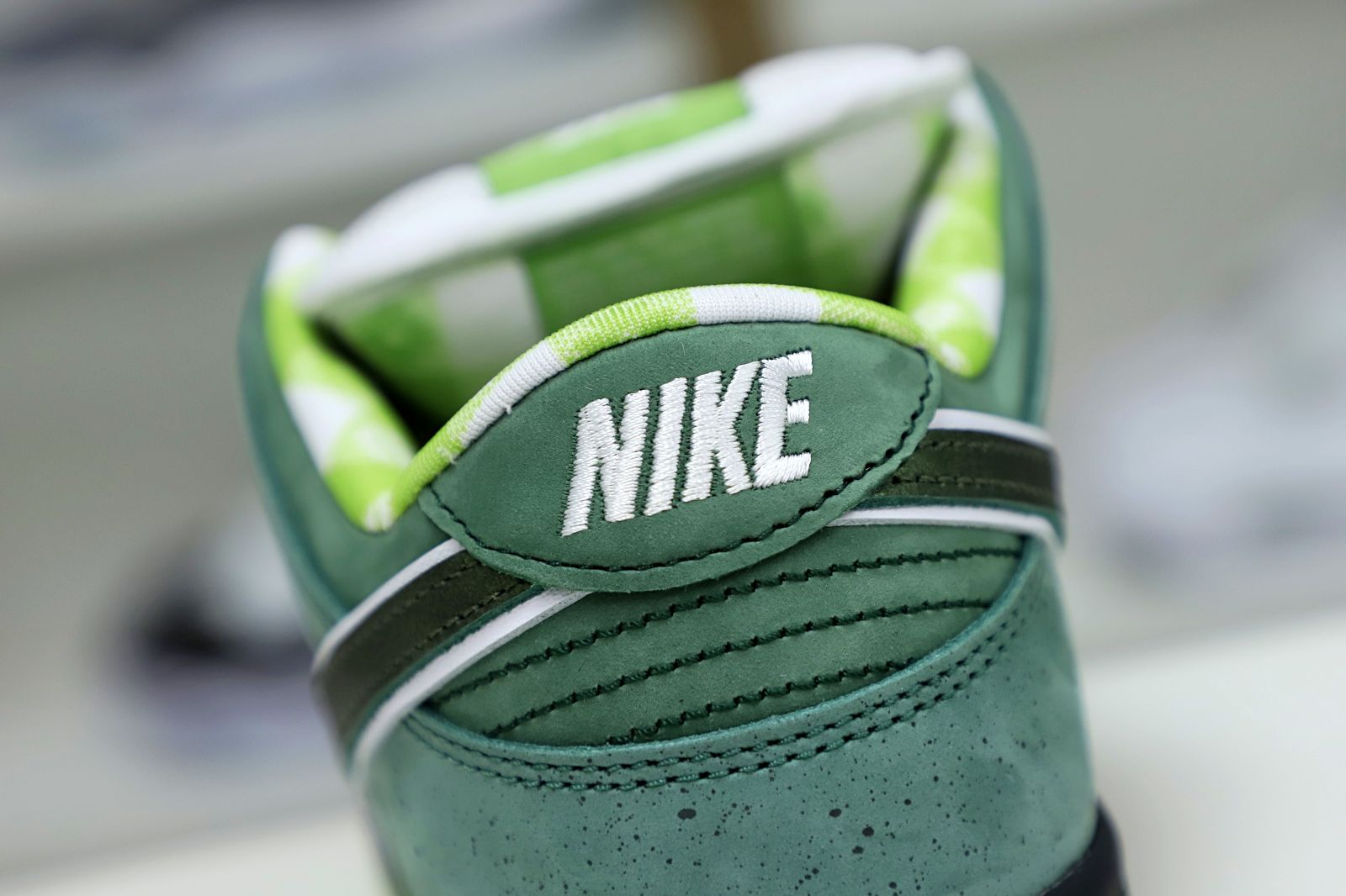 Kimi kick Concepts x Nike SB Dunk Low Green Lobster