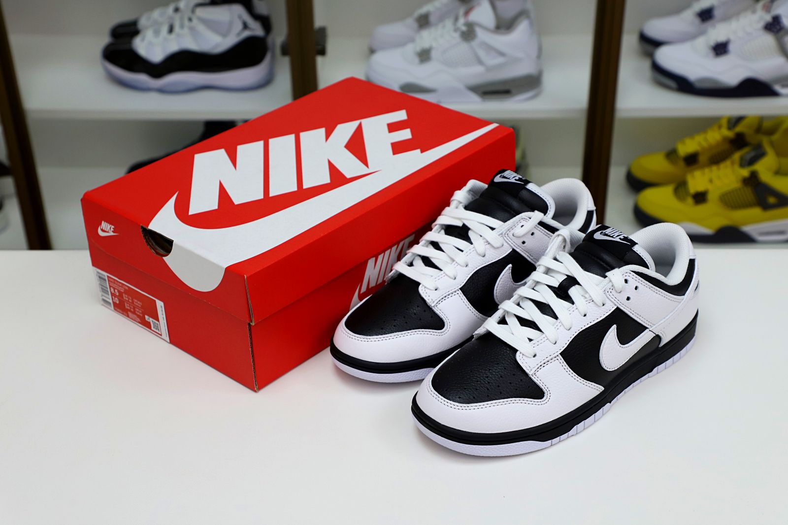 Kimi kick NIKE DUNK LOW RETRO REVERSE PANDA - FD9064-011