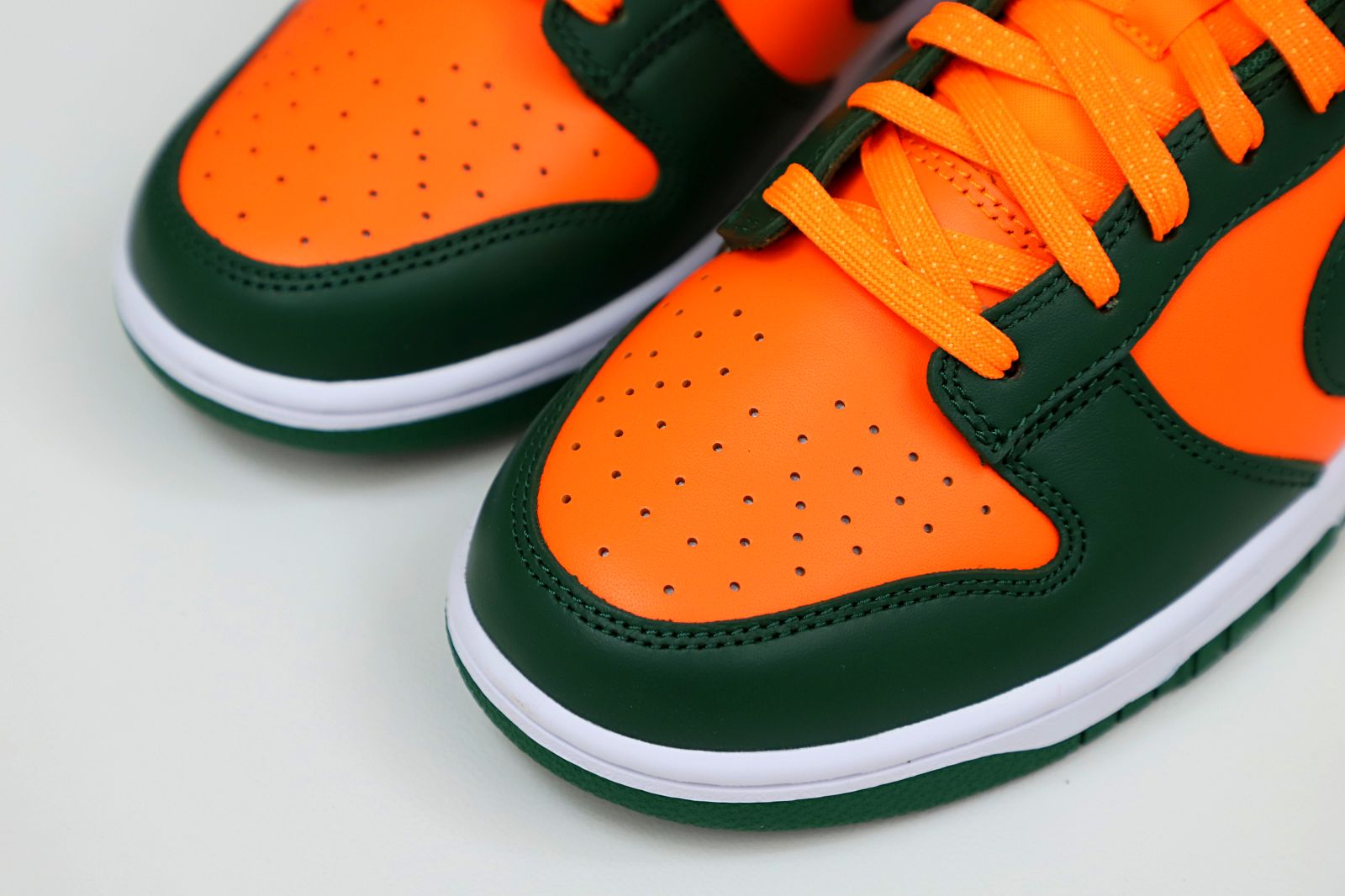 Kimi kick NIKE DUNK RETRO MINAMI HURRICANES