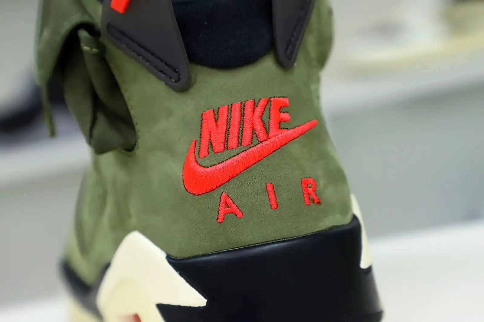 Reps Kimikick TRAVIS SCOTT X AIR JORDAN 6 RETRO 'OLIVE'