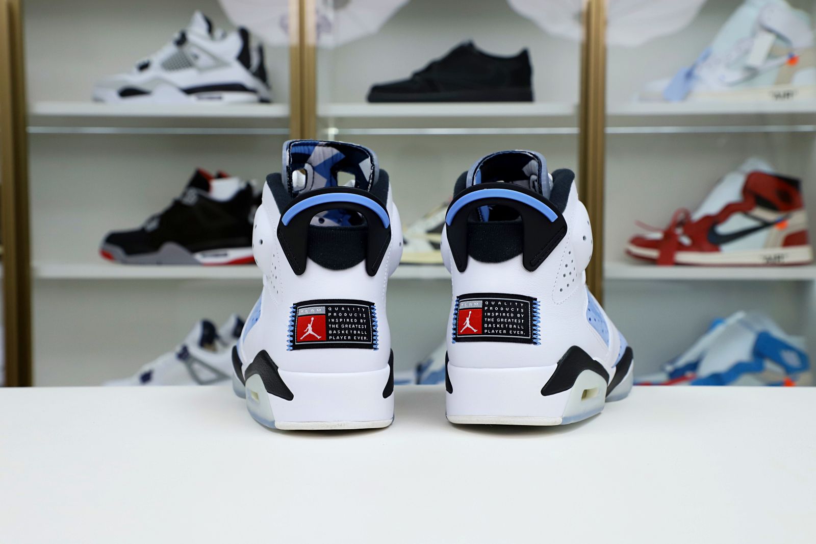 Kimi kick AIR JORDAN 6 RETRO 'UNC HOME'