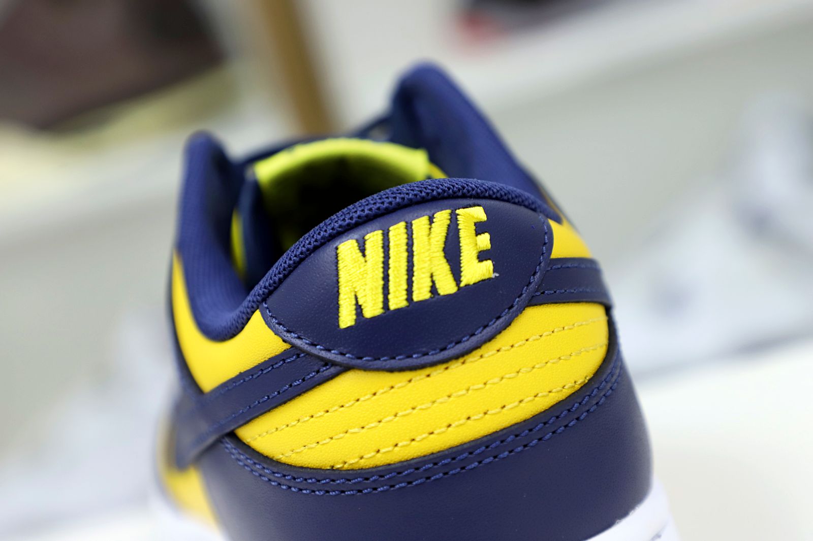 Kimi kick DUNK LOW 'MICHIGAN' 2021