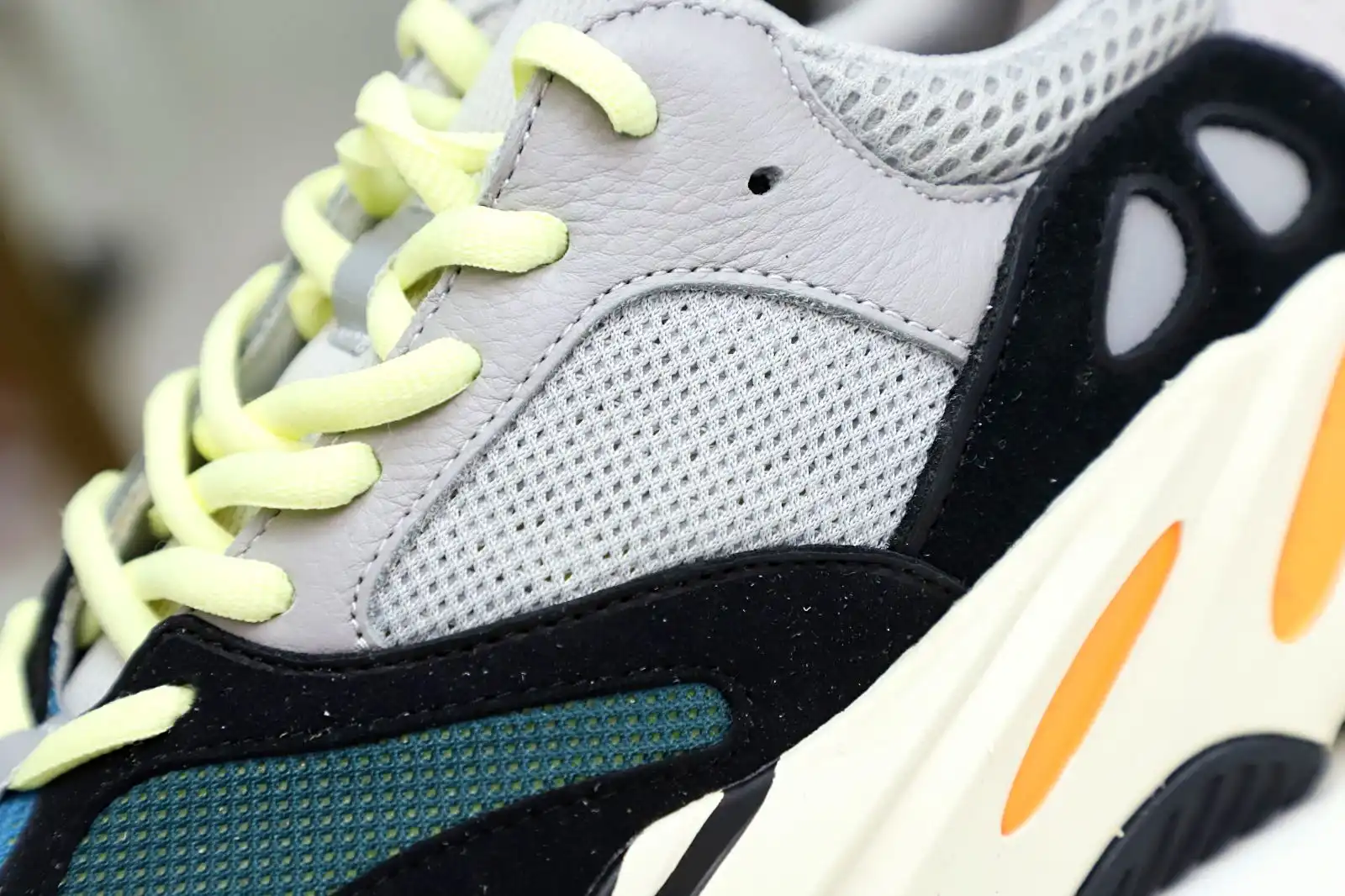 Kimikick YEEZY BOOST 700 'WAVE RUNNER'