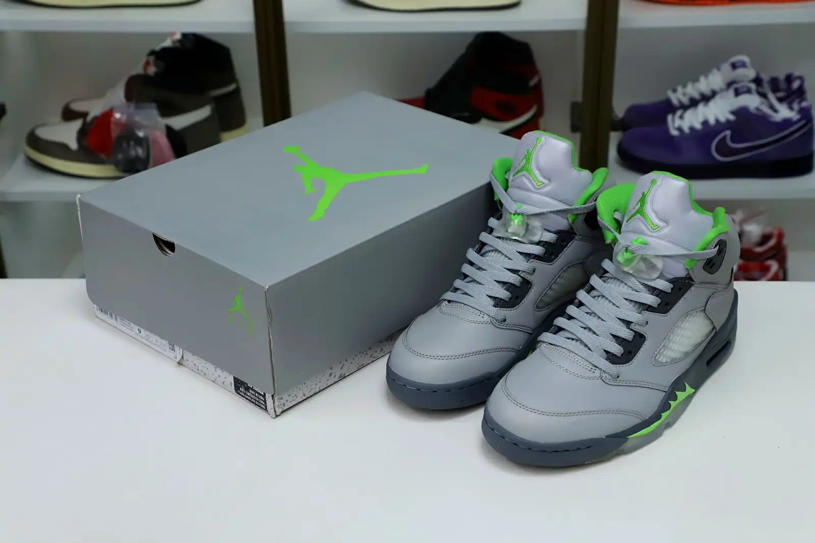 Kimikick AIR JORDAN 5 RETRO 'GREEN BEAN' 2022