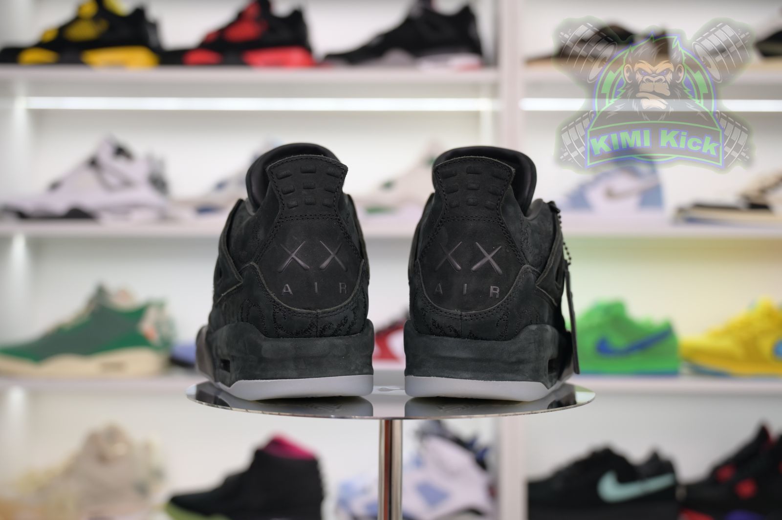 Kimi kick Jordan Air Jordan 4 kaws black