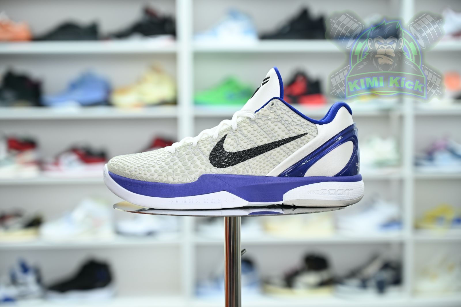 Kimi kick Nike Zoom Kobe 6Concord