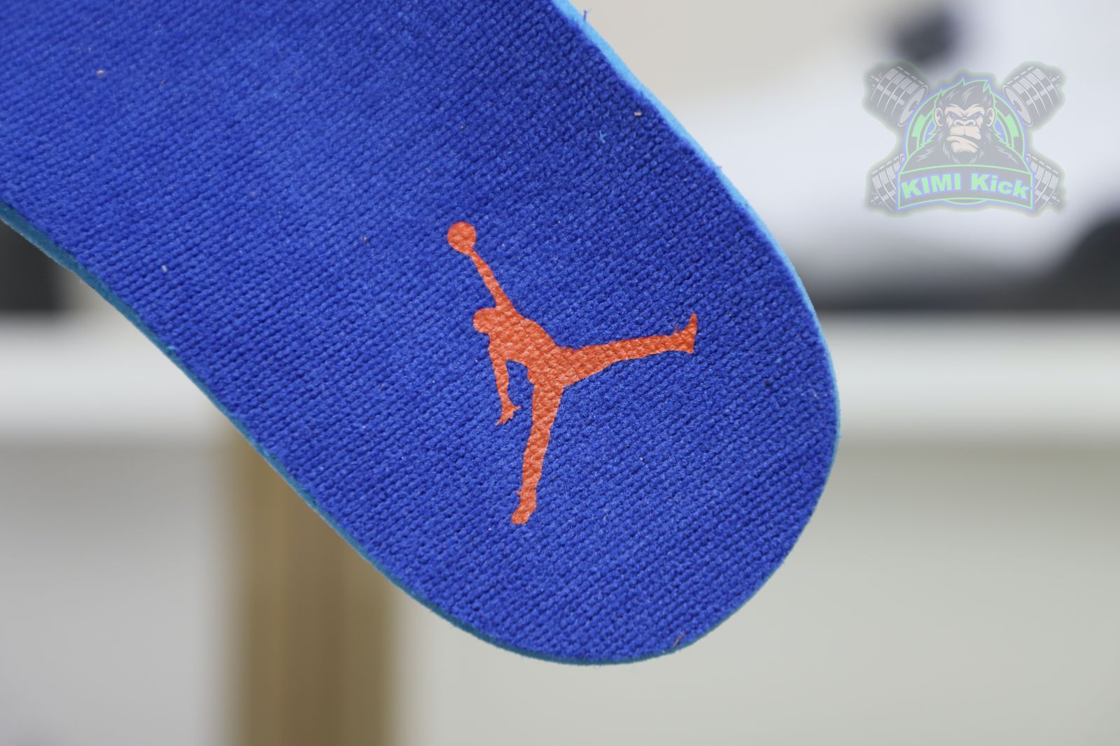 Kimi kick AIR JORDAN 3 RETRO 'KNICKS'