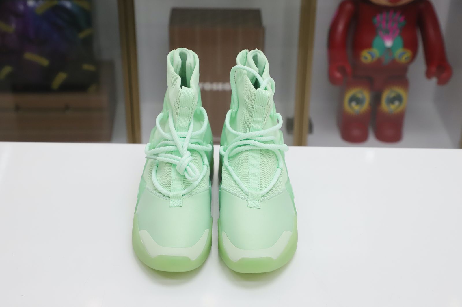 Kimi kick Nike Air Fear of God 1  frosted spruce fog