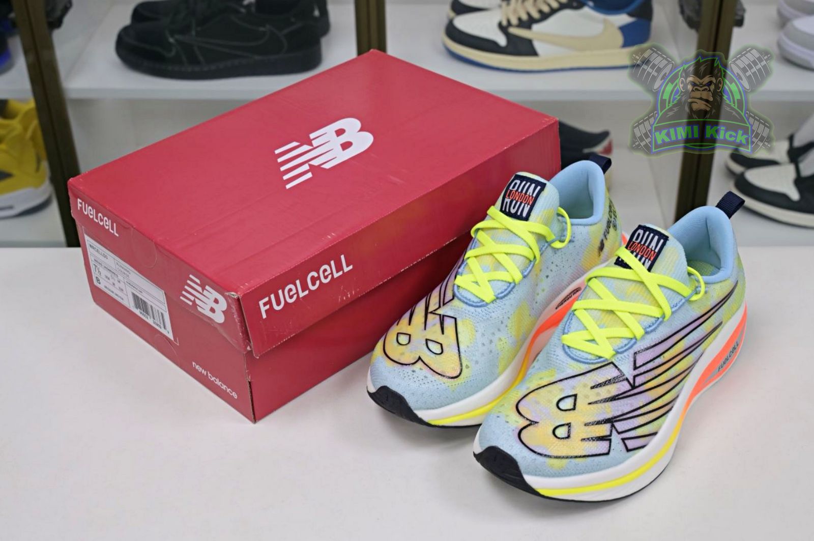 Kimi kick New Balance NB FuelCell SuperComp Elite v3