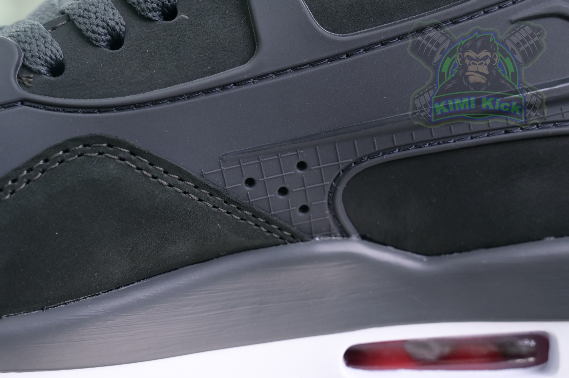 Kimi kick Nigel Sylvester x Jordan Air Jordan 4 RM SP “Anthracite”