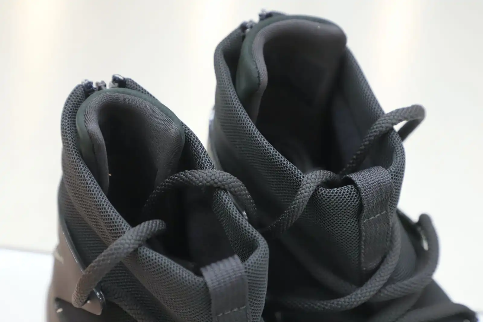 Kimikick Nike Air Fear of God 1 triple black