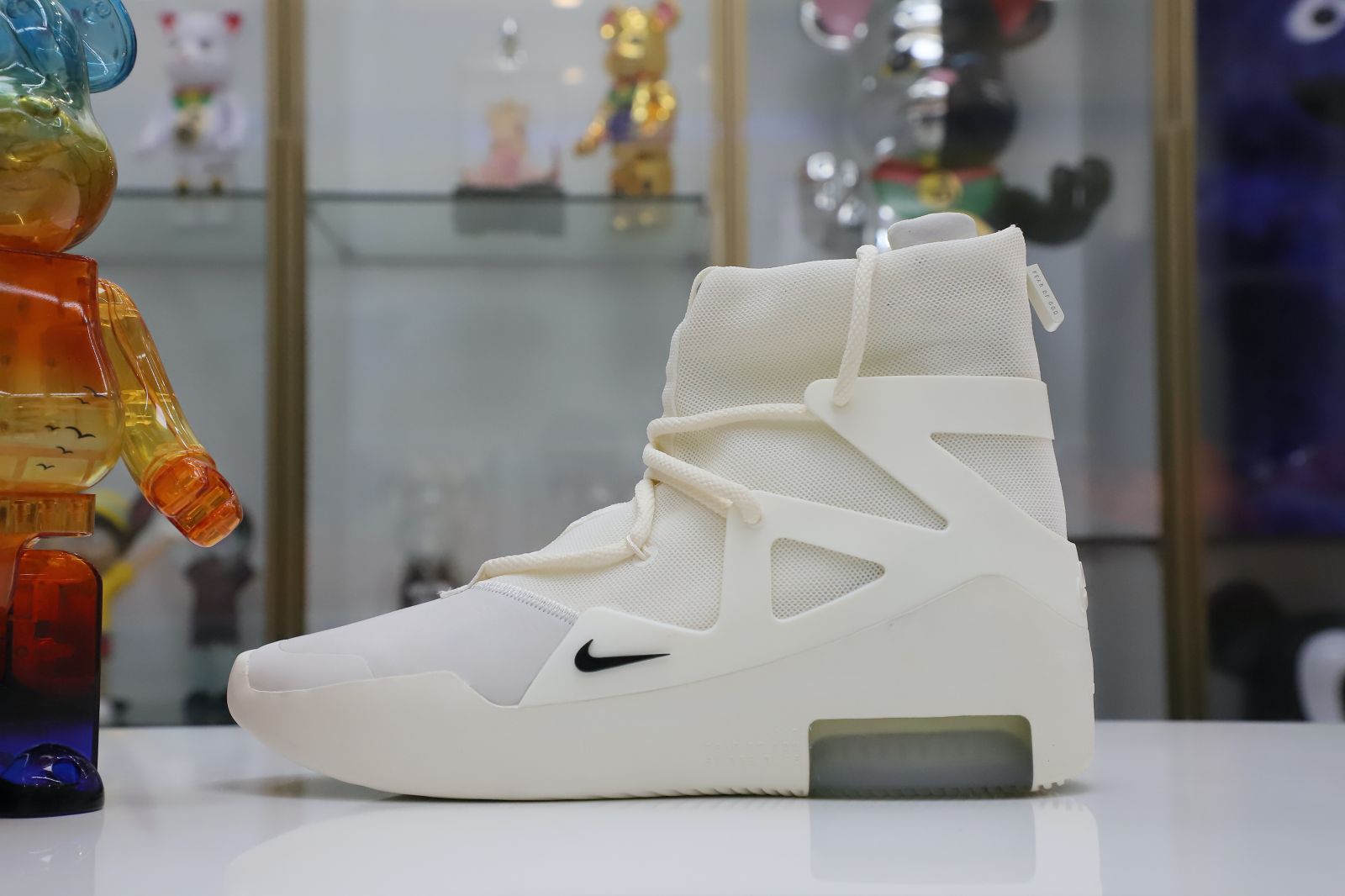 Kimi kick Nike Air Fear of God 1 sail black fog