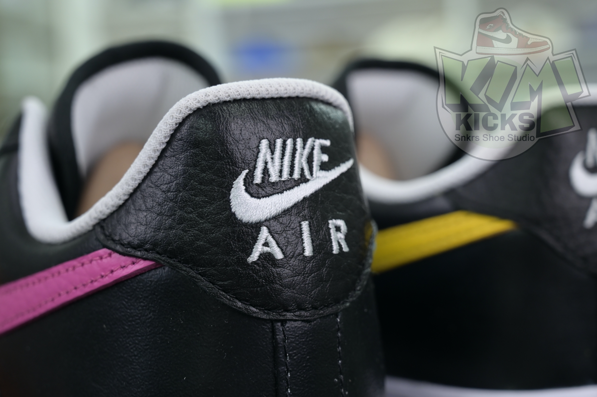 Kimi kick Peaceminusone x Nike Air Force 1 “Para- Noise 3.0”