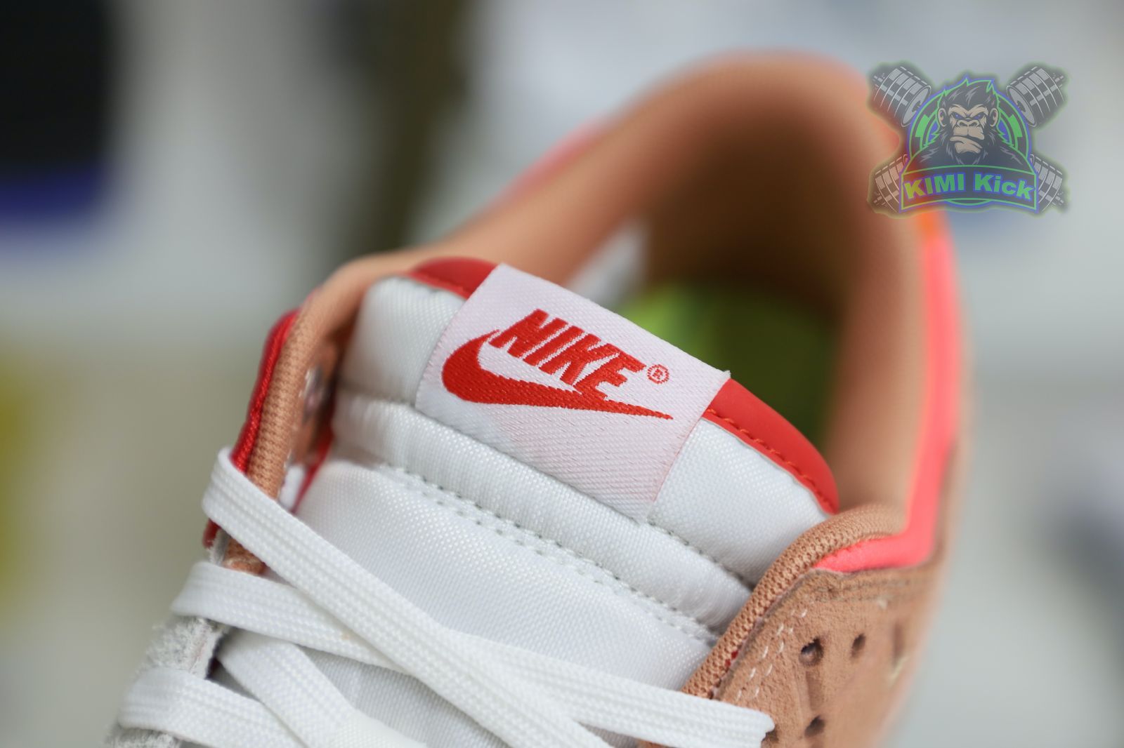 Kimi kick CLOT x Nike Dunk Low