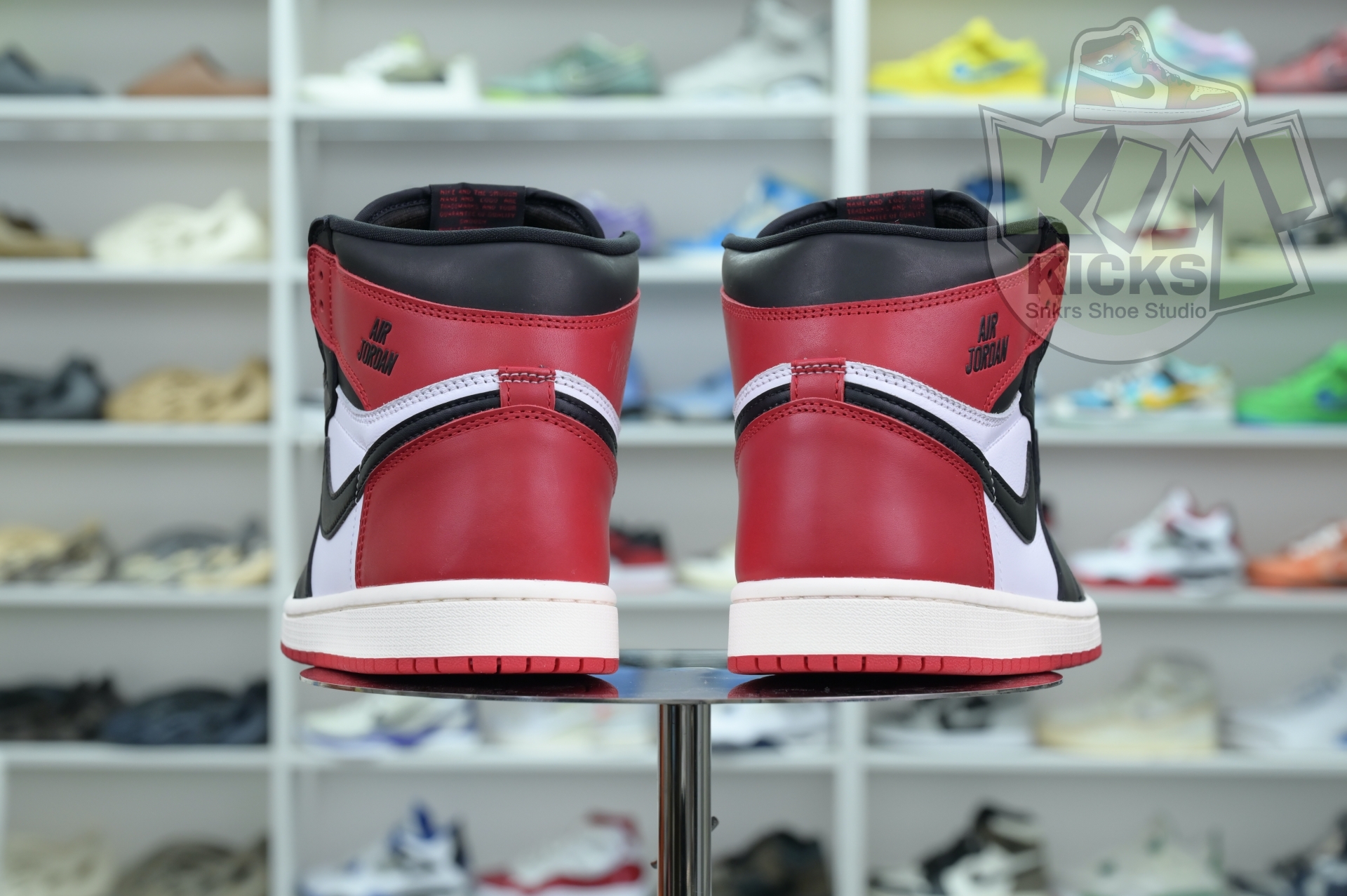 Kimi kick Jordan Air Jordan 1High OG“Black Toe Reimagined”