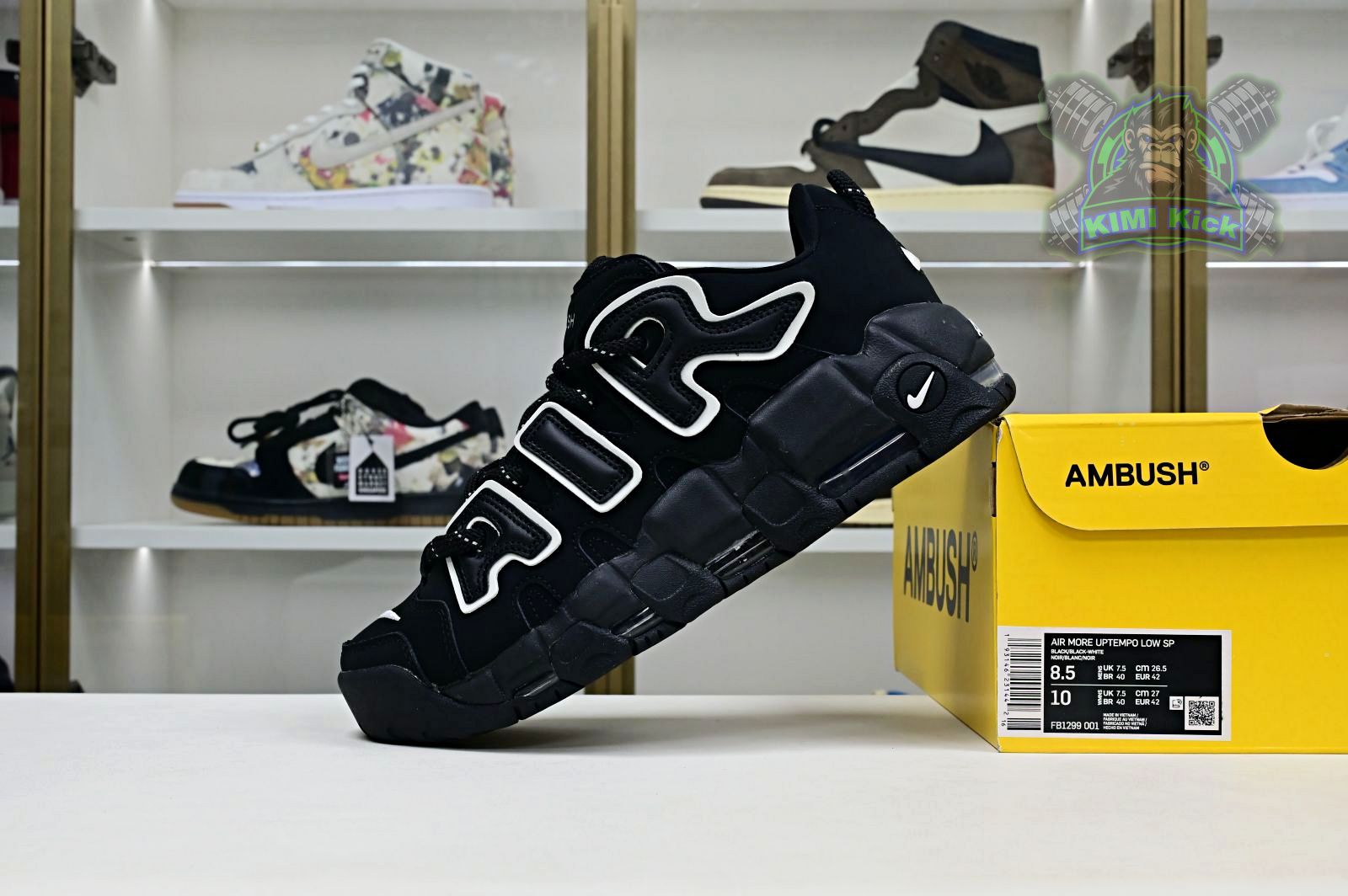 Kimi kick AMBUSH x Nike Air More Uptempo Low