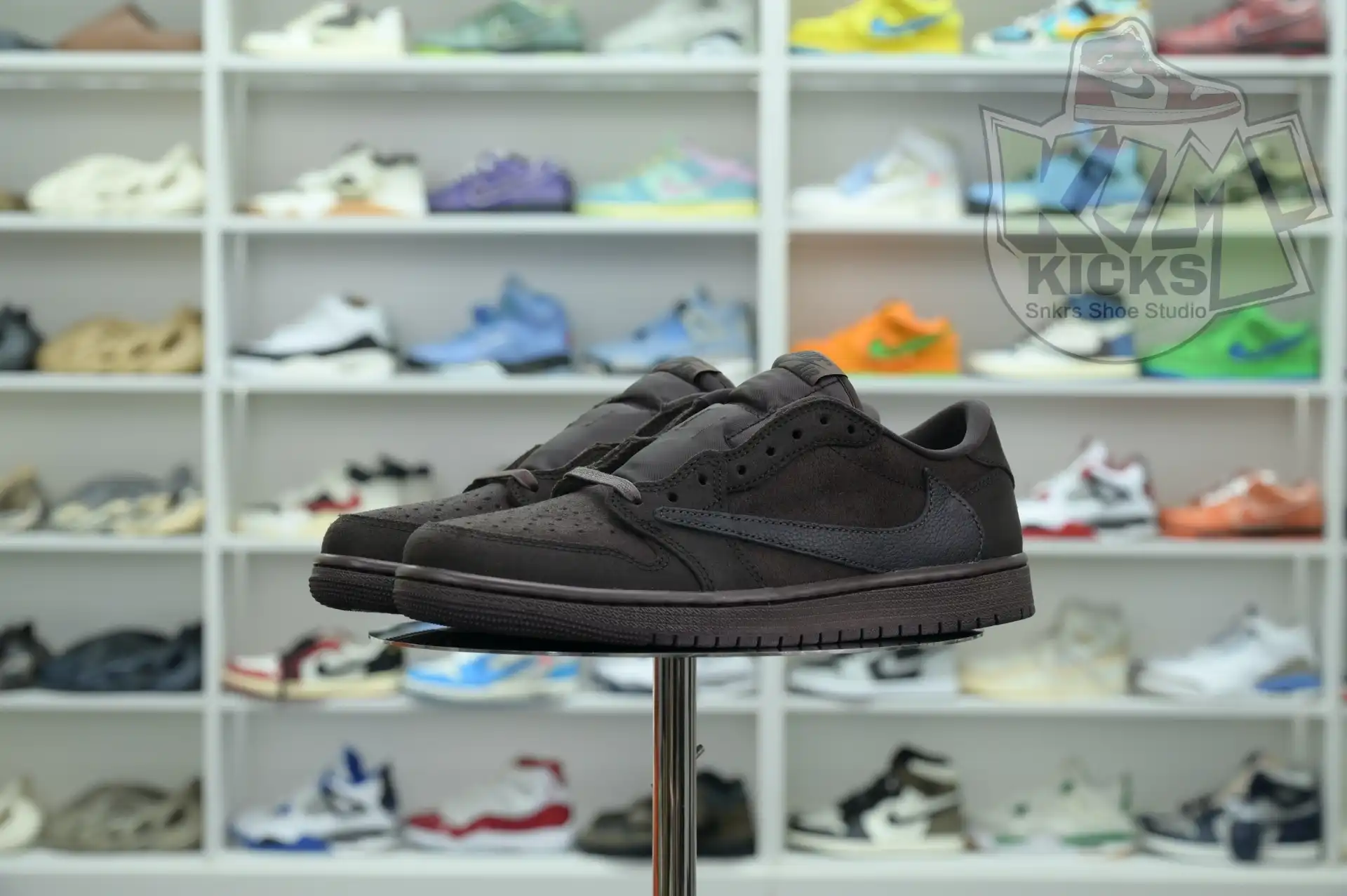 Cheap Kimi kick Travis Scott x Jordan Air Jordan 1 Low OG“Velvet Brown”