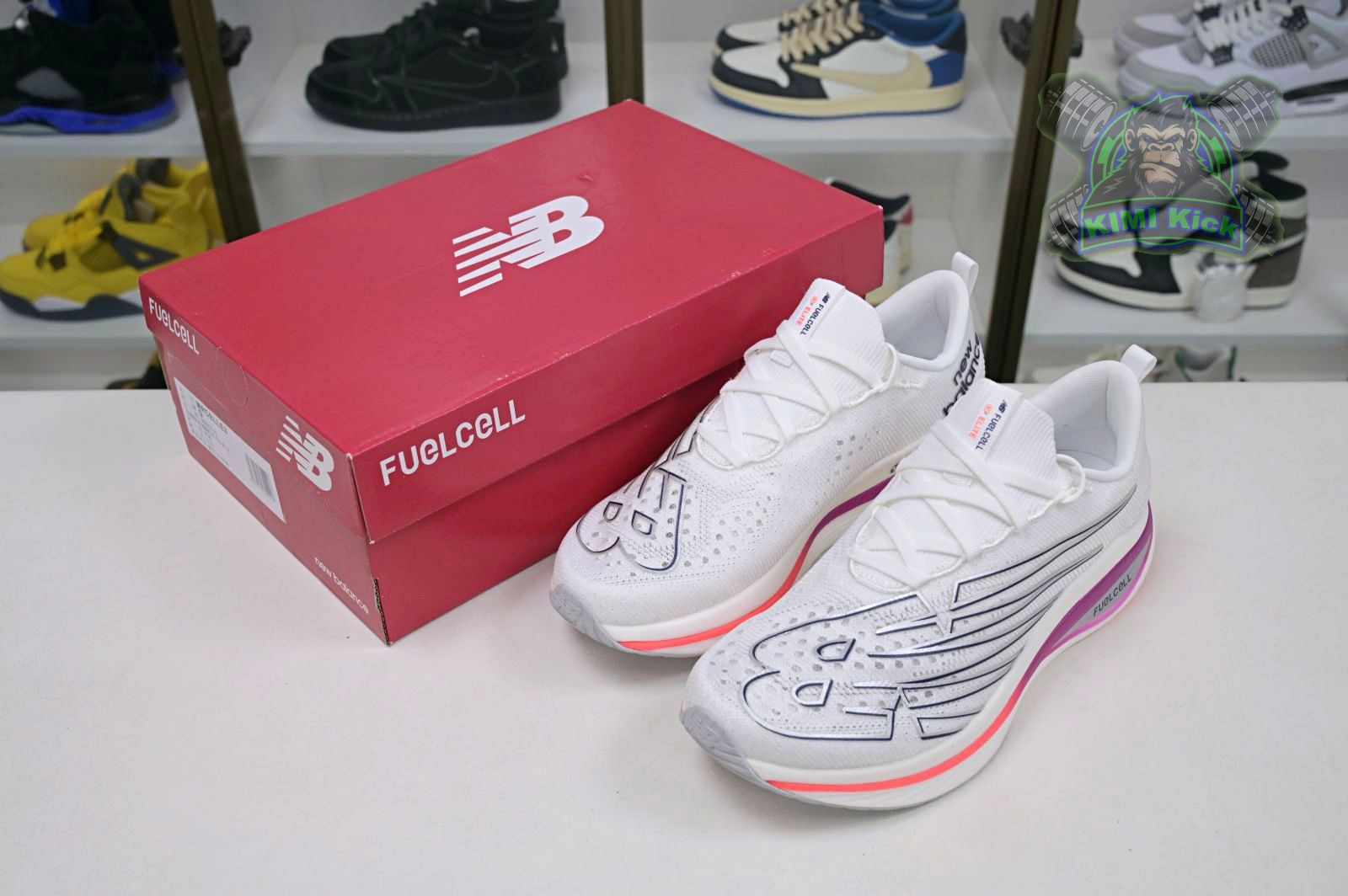 Kimi kick New Balance NB FuelCellFuelCell SC Elite v3