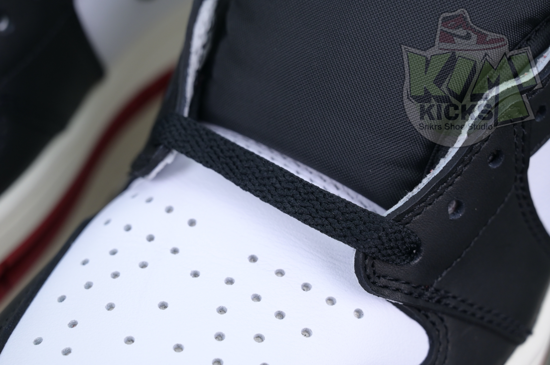 Kimi kick Jordan Air Jordan 1High OG“Black Toe Reimagined”