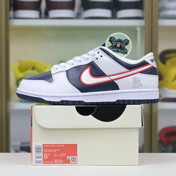 Kimi kick Nike Dunk Low 'Houston Comets Four-Peat'