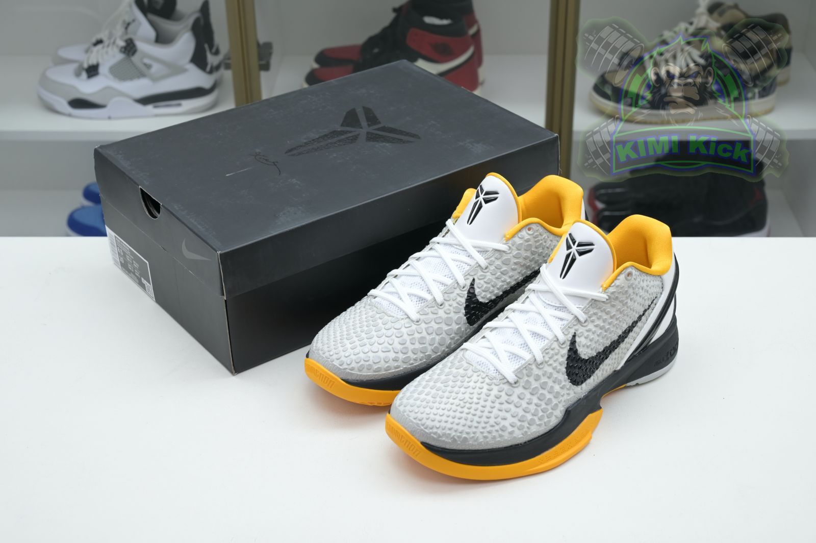 Kimi kick Nike Zoom Kobe 6 Protro