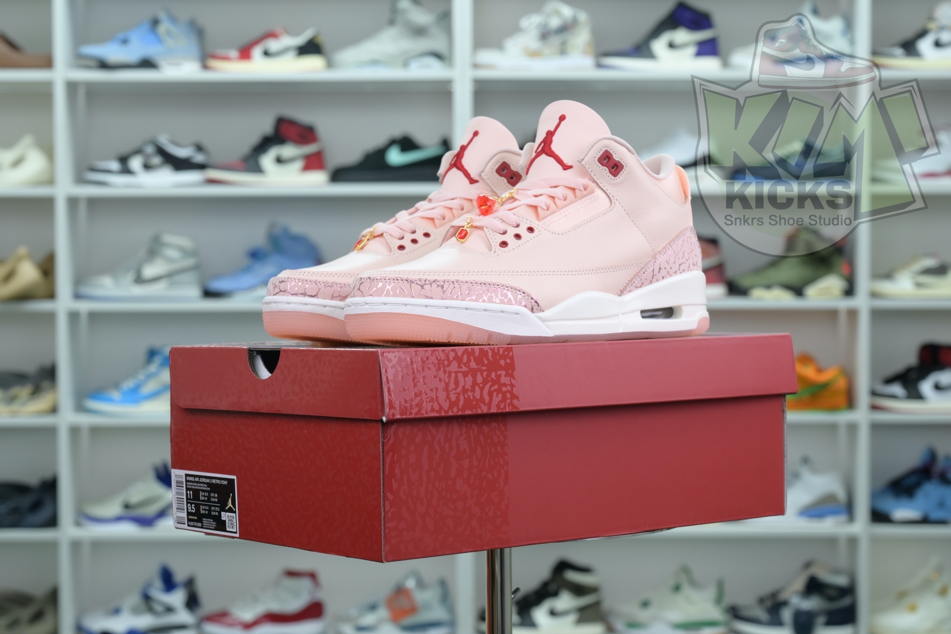 Kimi kick Jordan Air Jordan 3 Valentine's Day