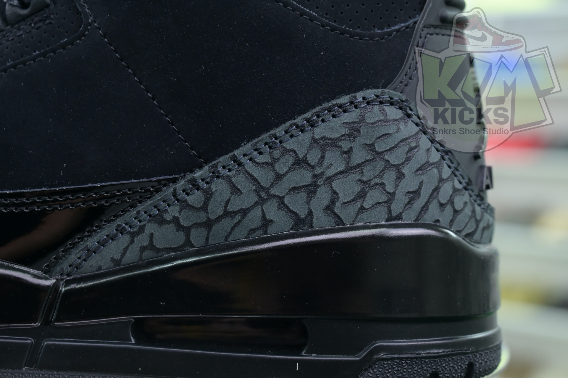 Kimi kick Jordan Air Jordan3“Black Cat”