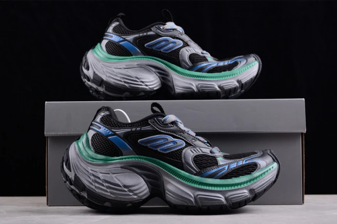 10xl sneaker w2mv ModernLook 2206