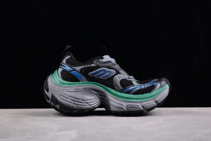 10xl sneaker w2mv ModernLook 2206