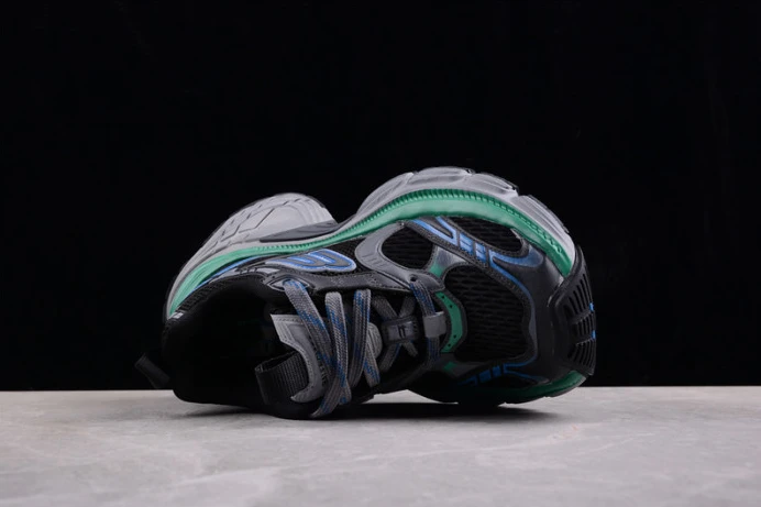 10xl sneaker w2mv ModernLook 2206